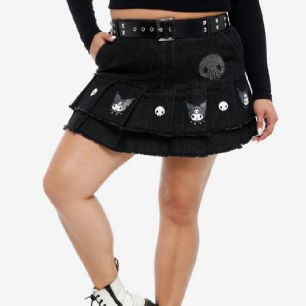 Kuromi by Sanrio L black pleated denim skirt with studded belt